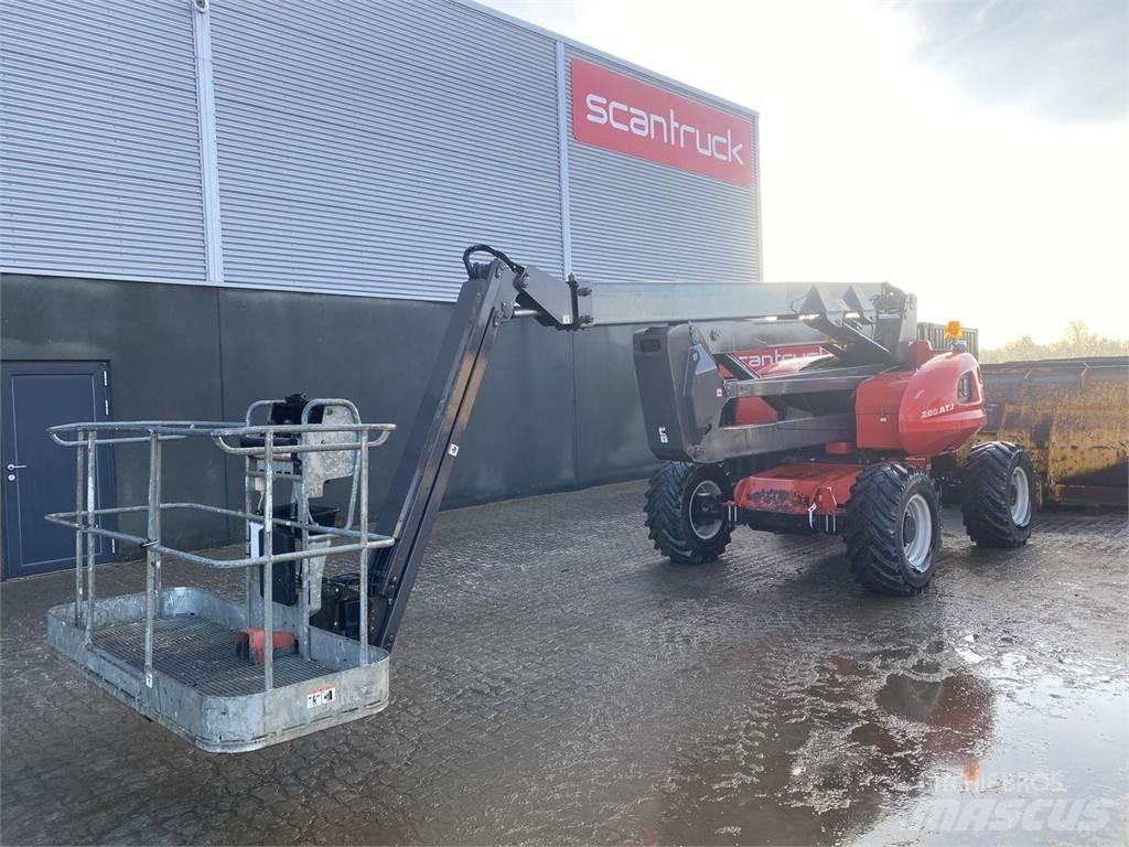 Manitou 200ATJ RC Iseliikuvad poomtõstukid