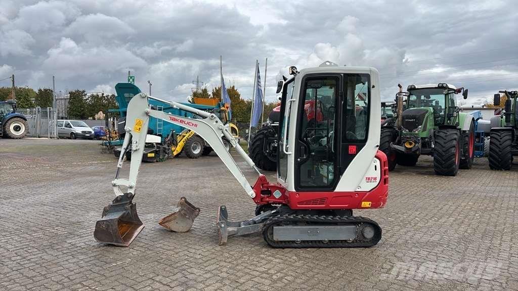 Takeuchi TB216 Miniekskavaatorid < 7 t