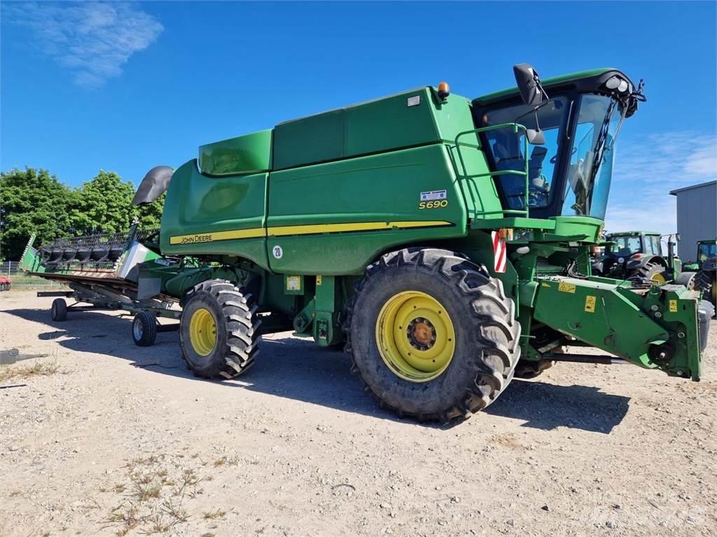 John Deere S690 Teraviljakombainid