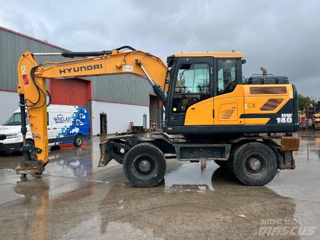 Hyundai HW140 Ratasekskavaatorid