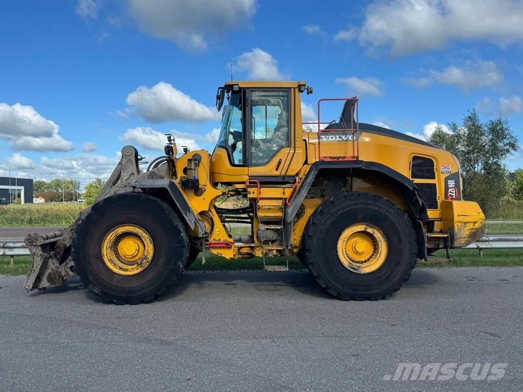 Volvo L220H Rataslaadurid