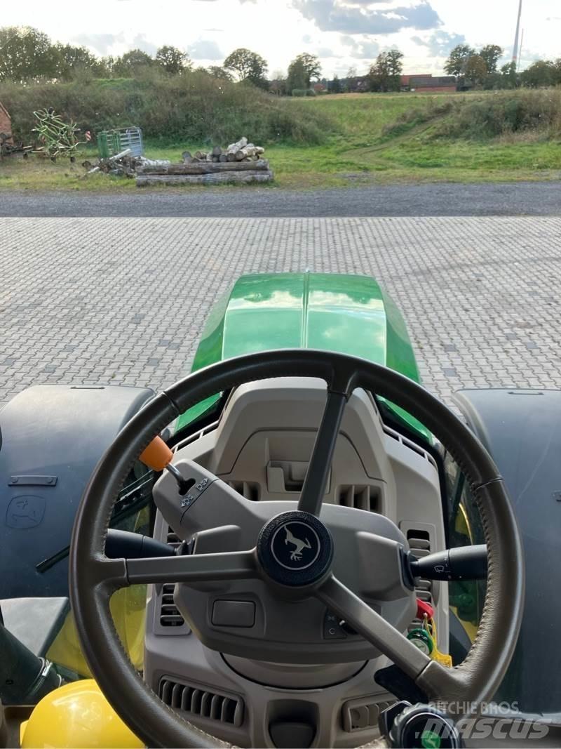 John Deere 6R250 Traktorid