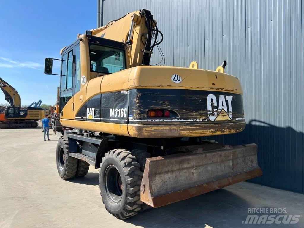 CAT M316C Ratasekskavaatorid