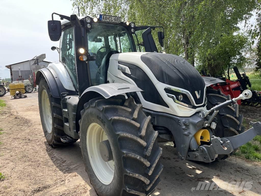 Valtra T 255 Traktorid