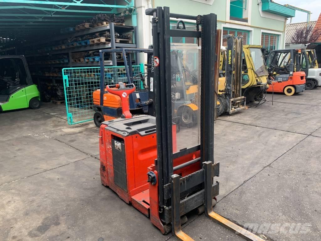 Linde L12AC V-3818 Platvormiga virnastajad