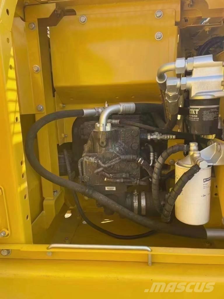 Komatsu PC 110 Roomikekskavaatorid
