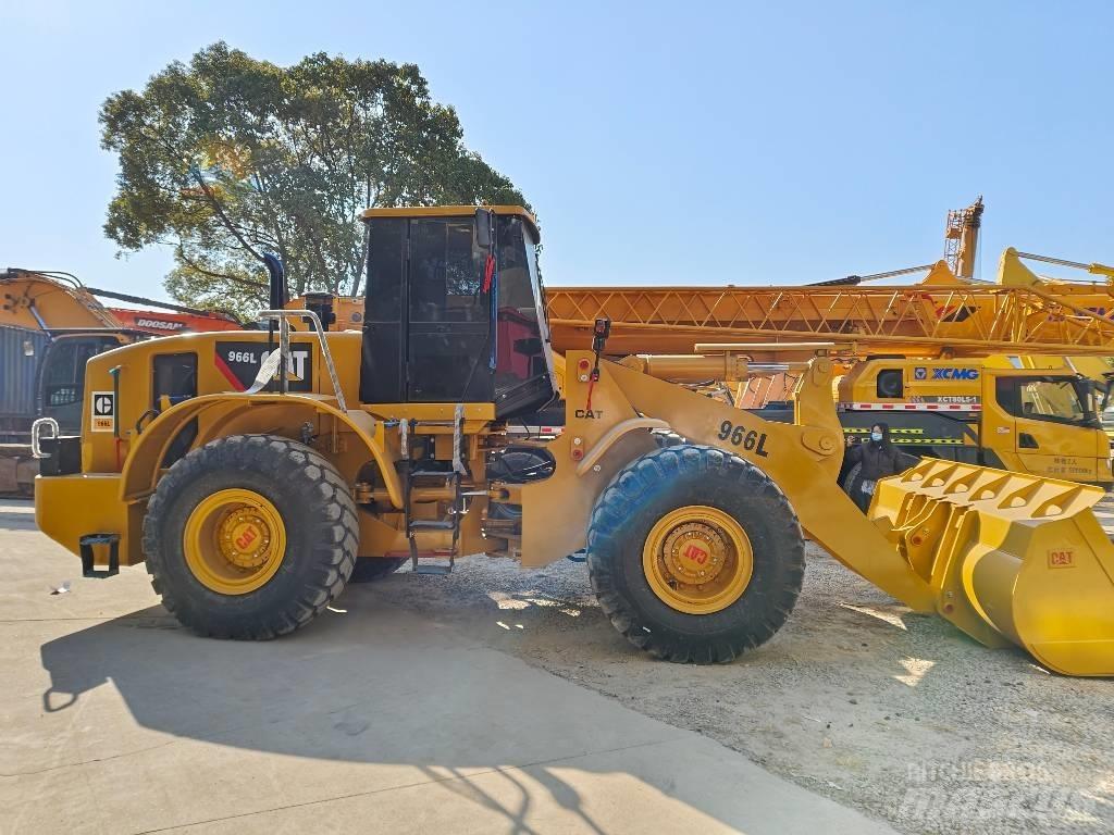 CAT 966 L Rataslaadurid