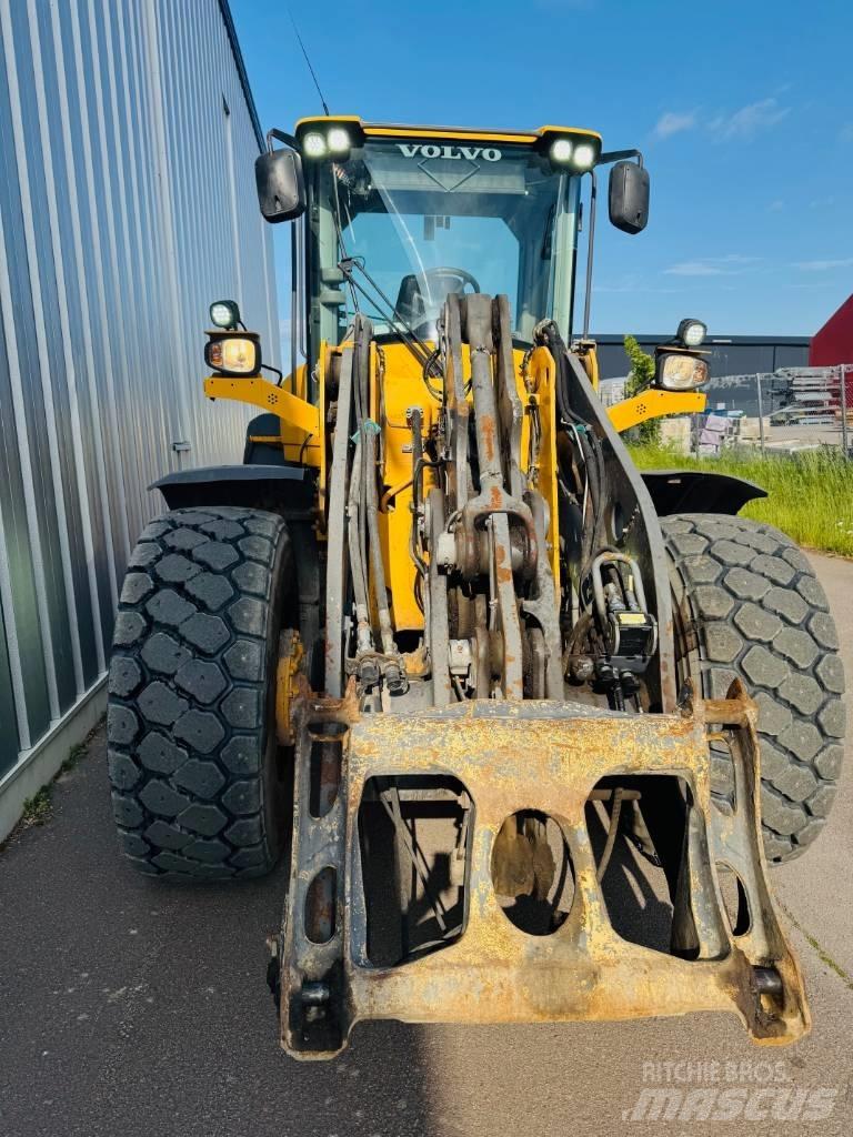 Volvo L 90 G Rataslaadurid