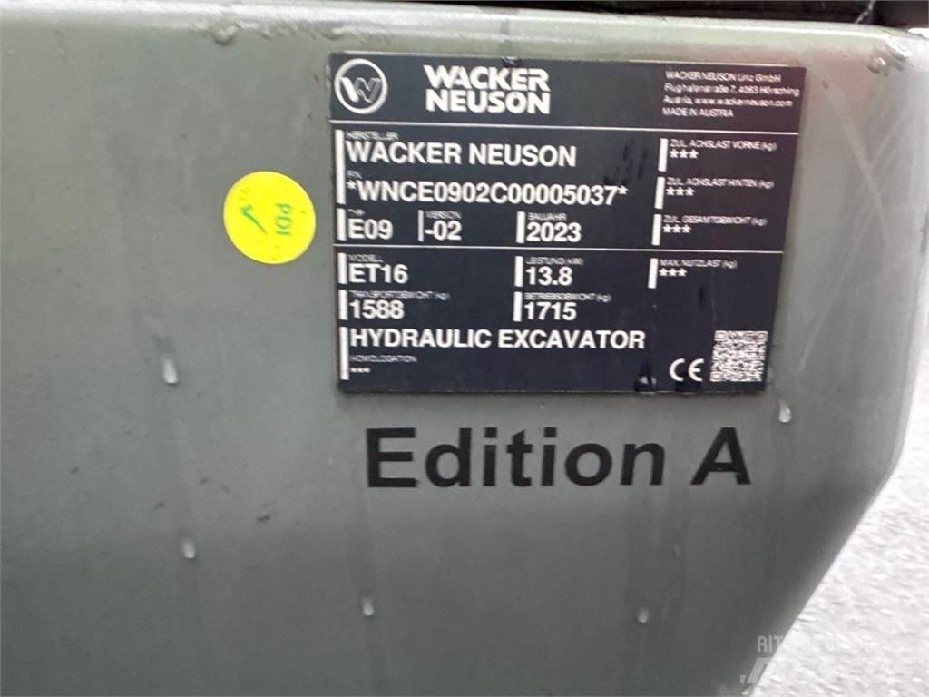 Wacker Neuson ET16 Roomikekskavaatorid