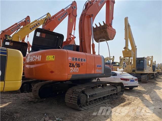 Hitachi ZX240 Roomikekskavaatorid