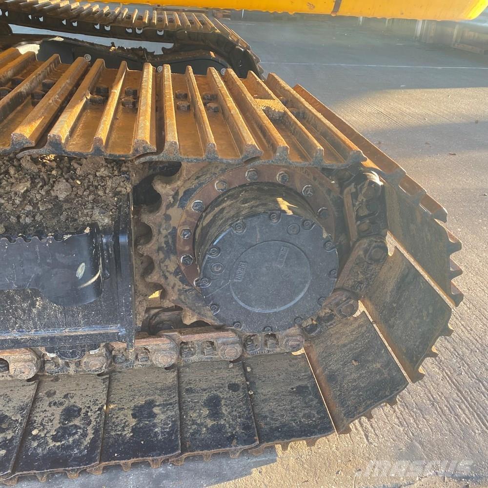 JCB 140X Roomikekskavaatorid