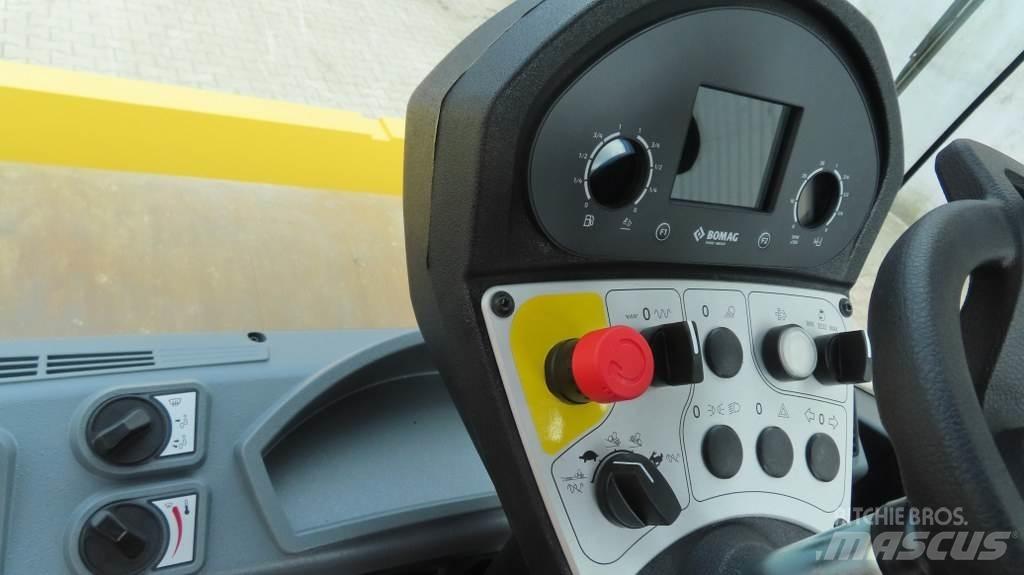 Bomag BW177 D-5 Ühe trumliga rullid