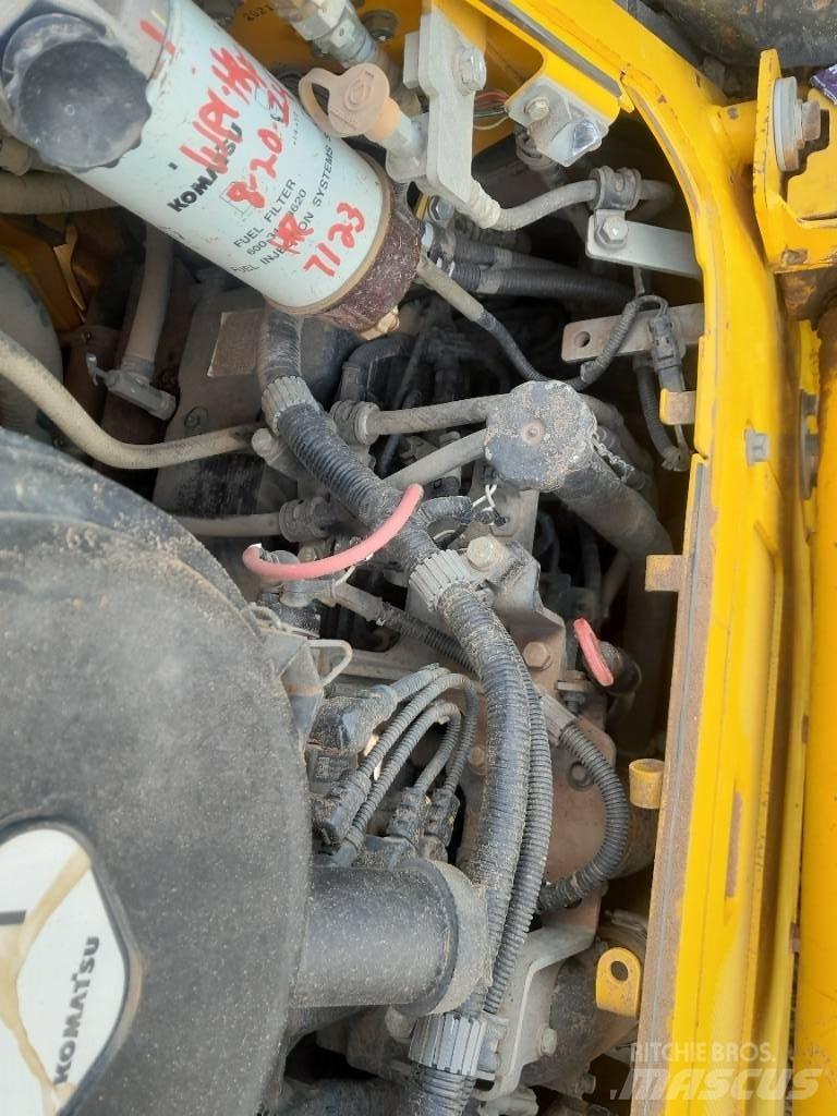 Komatsu D61 PX-24 Buldooserid