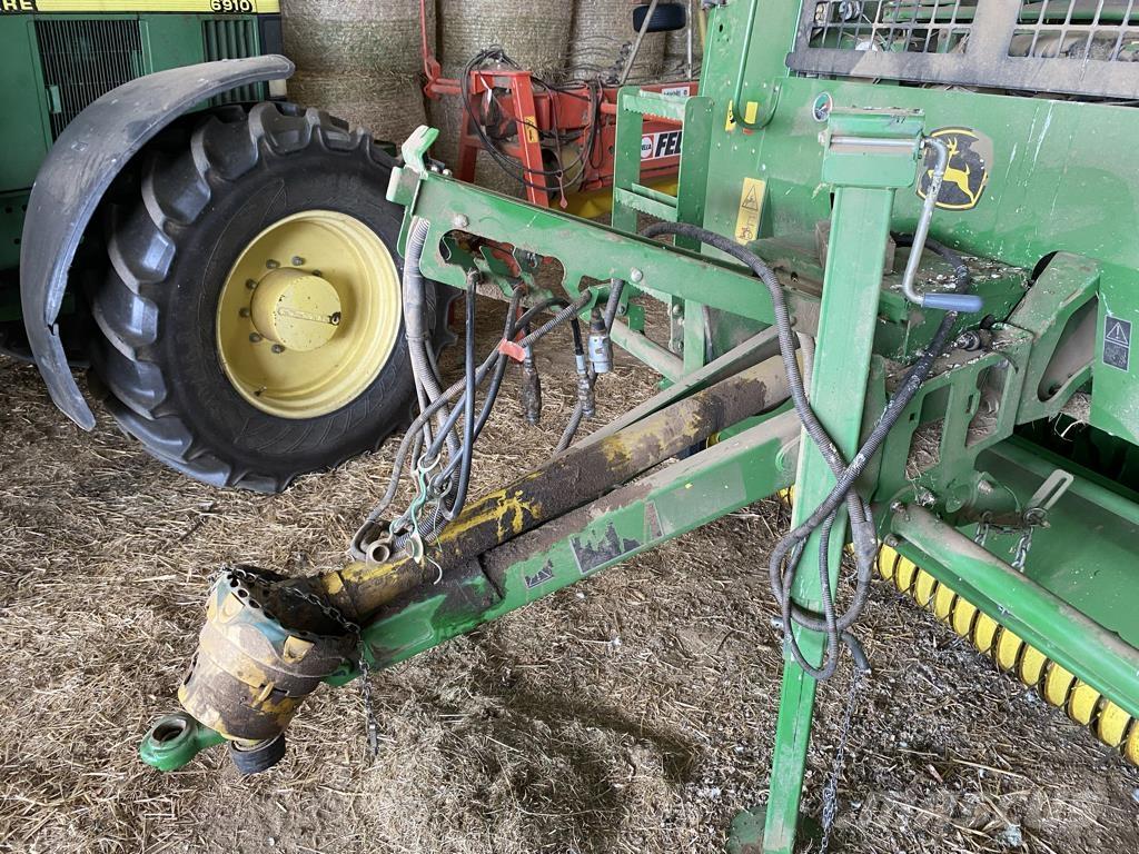 John Deere 623 Ruloonpressid