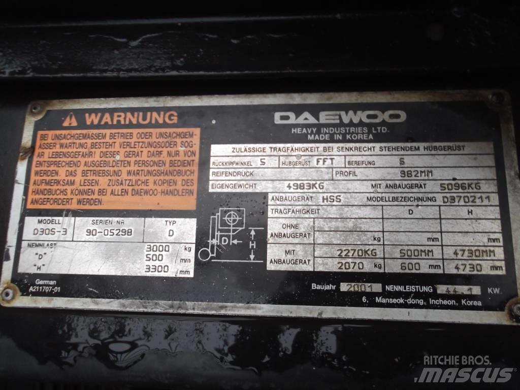 Daewoo D30S3 V-2372 Diiseltõstukid