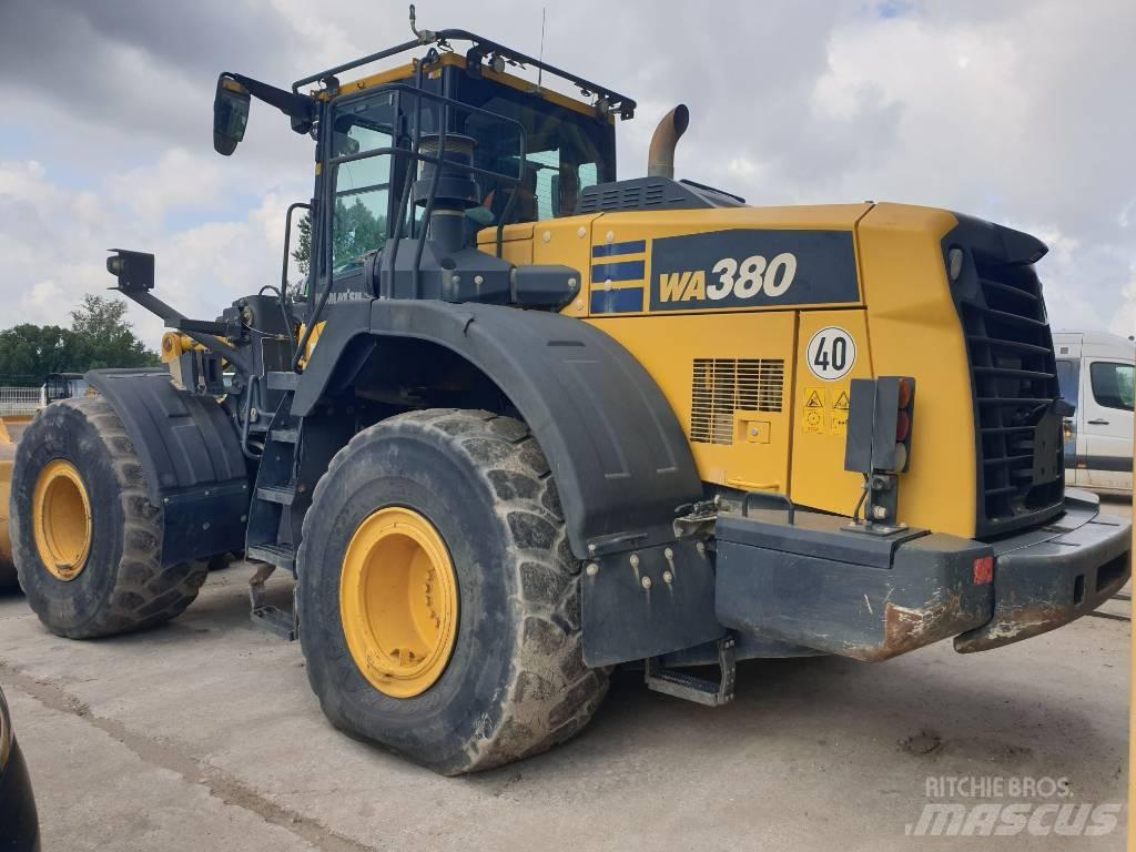 Komatsu WA380-8 Rataslaadurid