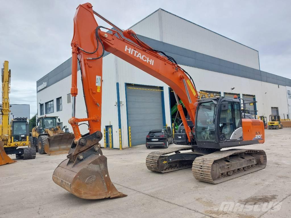 Hitachi ZX210LC-6 Roomikekskavaatorid
