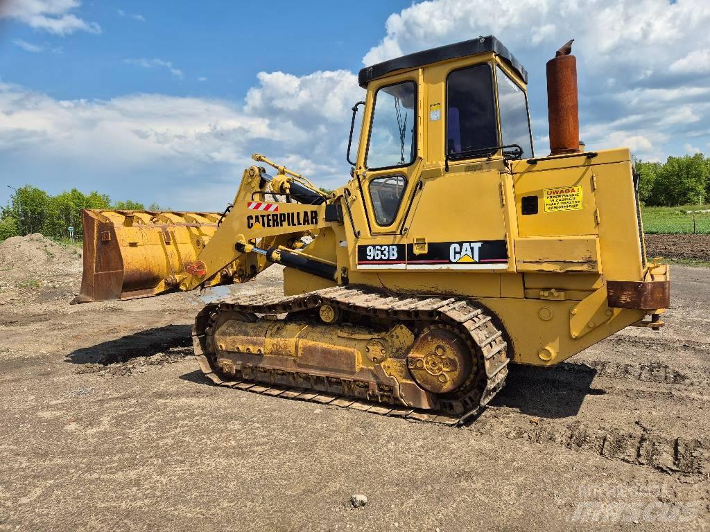 CAT 963B Roomiklaadurid