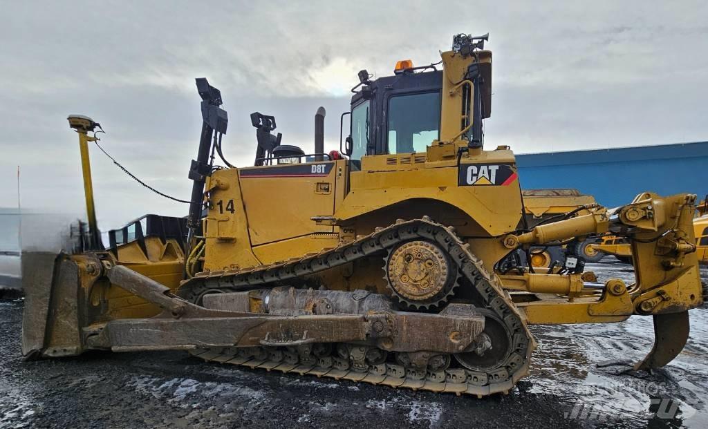 CAT D 8 T Buldooserid