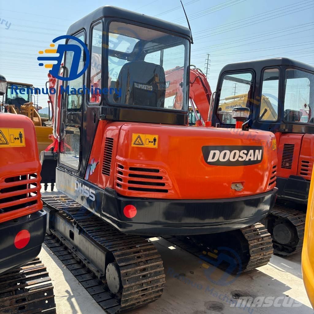Doosan DH55 Roomikekskavaatorid
