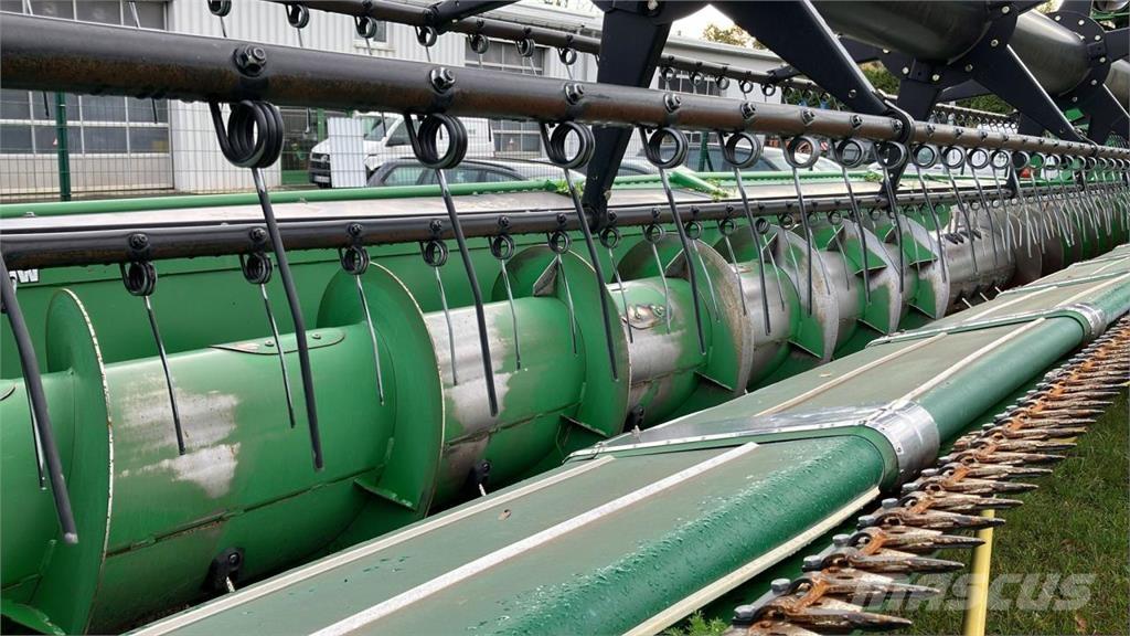 John Deere S680 Teraviljakombainid