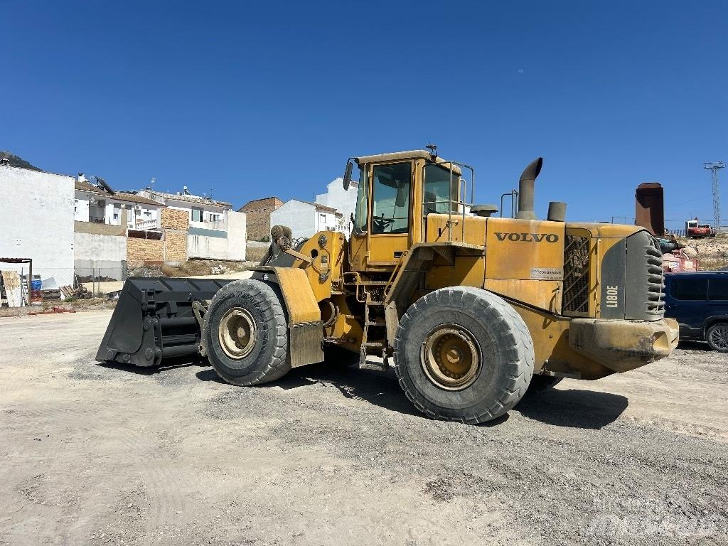 Volvo L 180 E Rataslaadurid