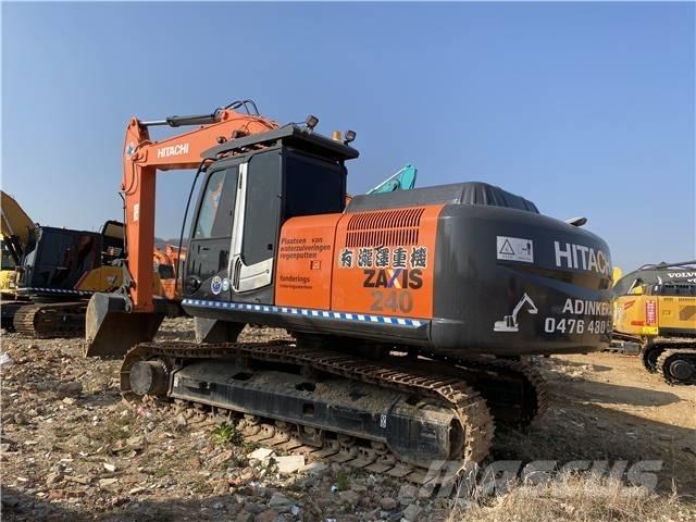 Hitachi ZX240 Roomikekskavaatorid