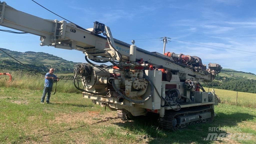Comacchio MC 900 P1 Kaevupuurimisseadmed