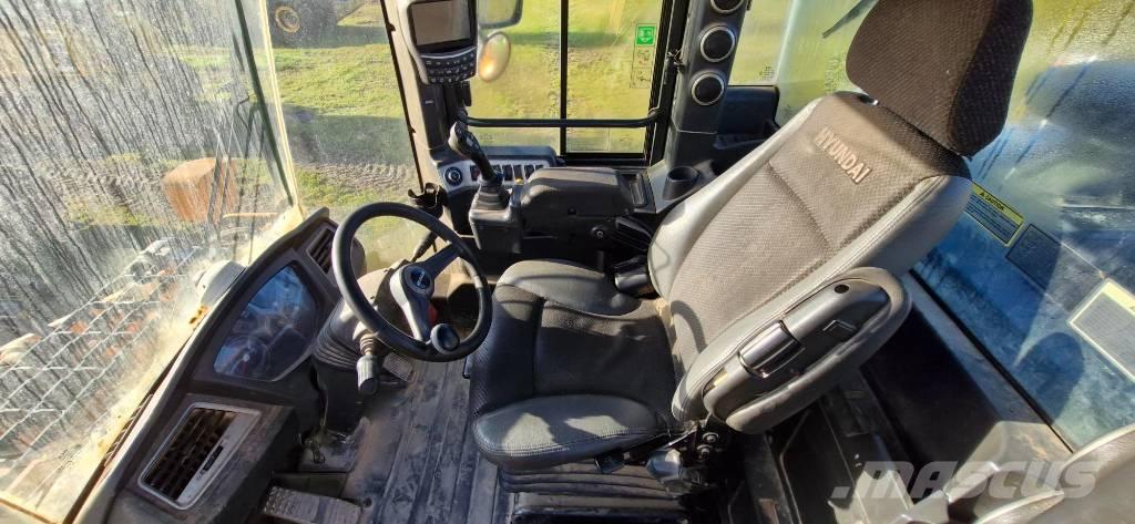 Hyundai HL 965 Rataslaadurid