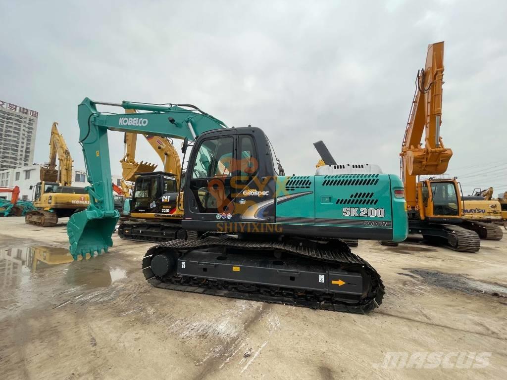 Kobelco SK 200 Roomikekskavaatorid
