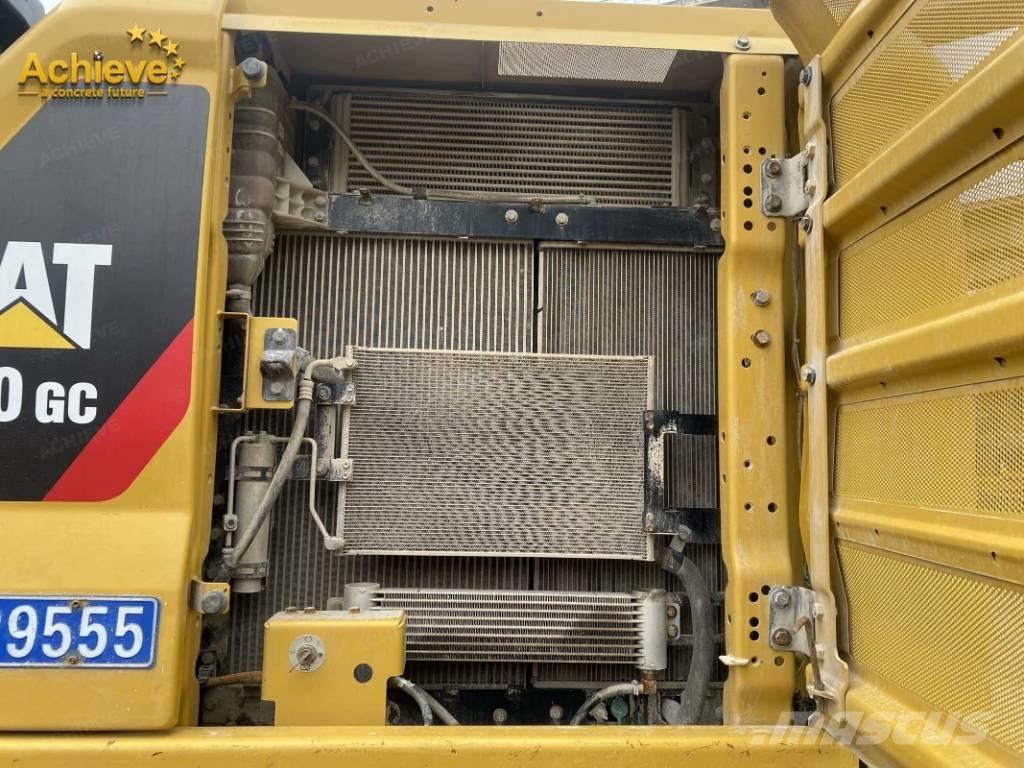 CAT 320GC Roomikekskavaatorid