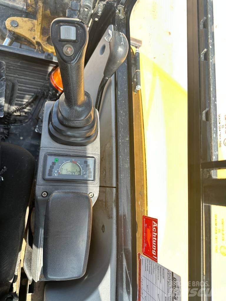 CAT 302.7 D CR Miniekskavaatorid < 7 t