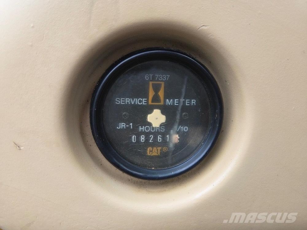 CAT 320BL Roomikekskavaatorid