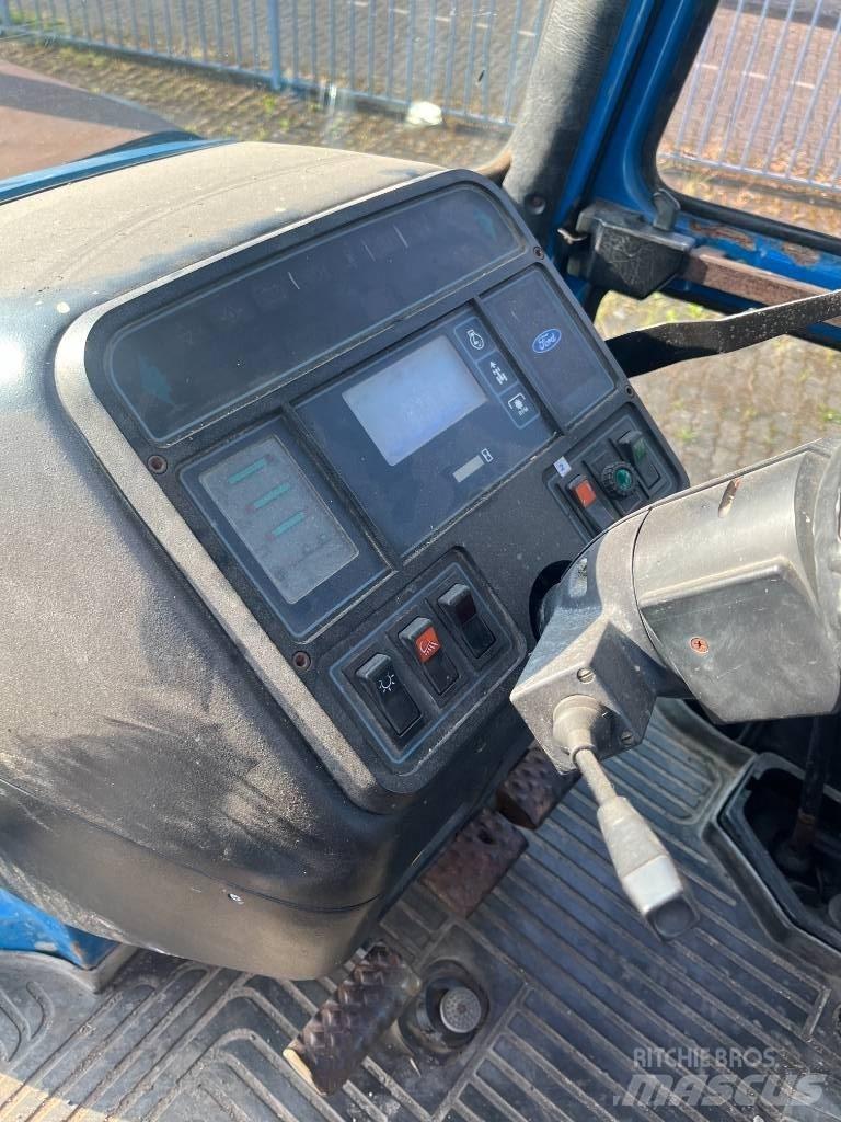 Ford 8210 III Traktorid