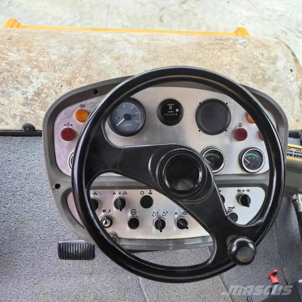 XCMG XS 223 J Ühe trumliga rullid