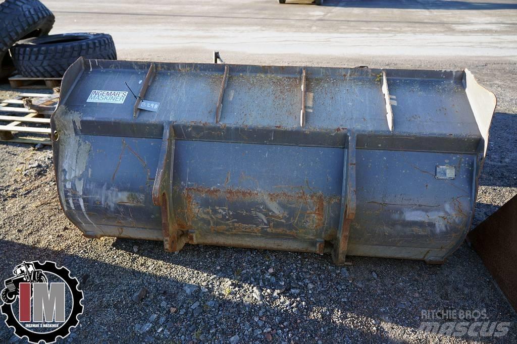 Volvo L30 Skopa Kopad