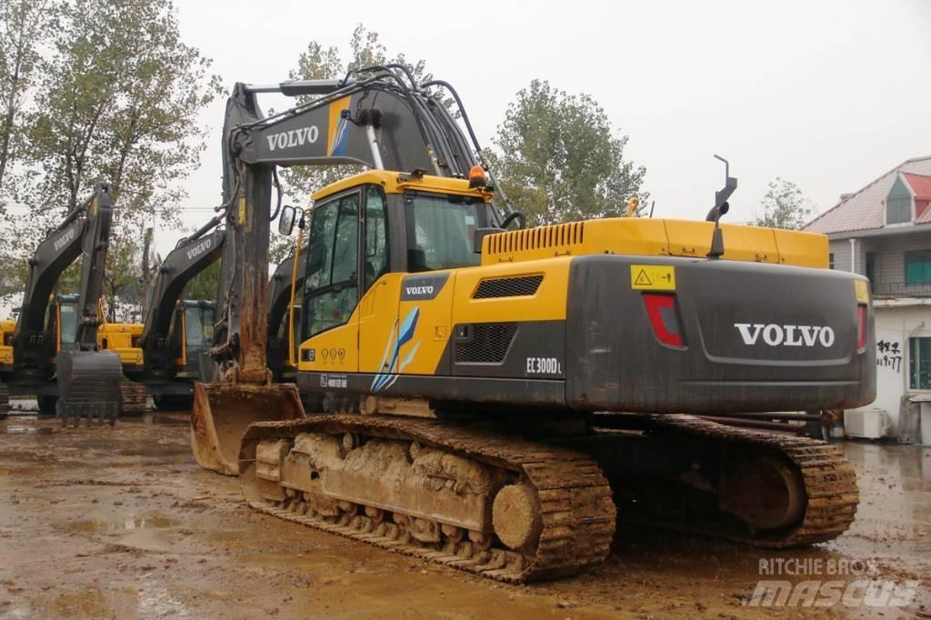 Volvo EC 300 Roomikekskavaatorid