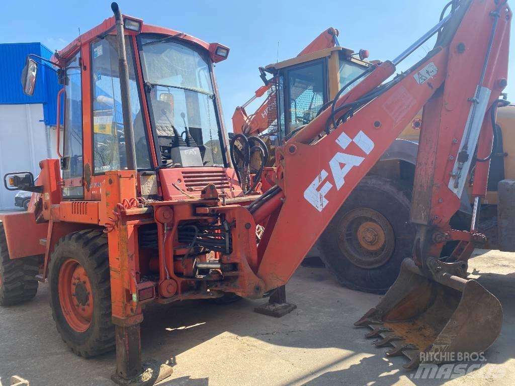Fai KOMATSU 698 Ekskavaatorlaadurid