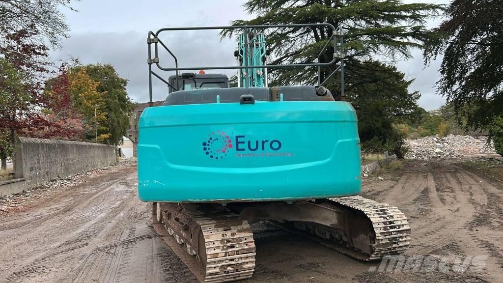 Kobelco SK210LC-10 Roomikekskavaatorid