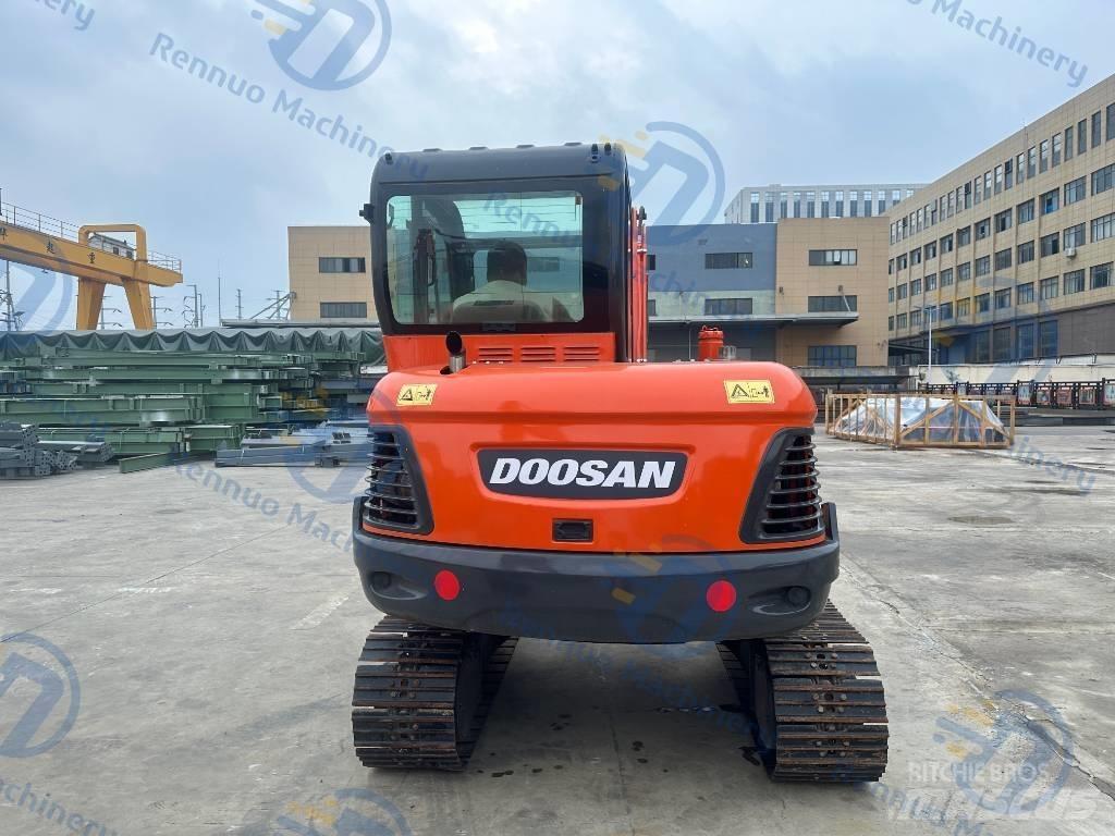 Doosan DX 60 Miniekskavaatorid < 7 t
