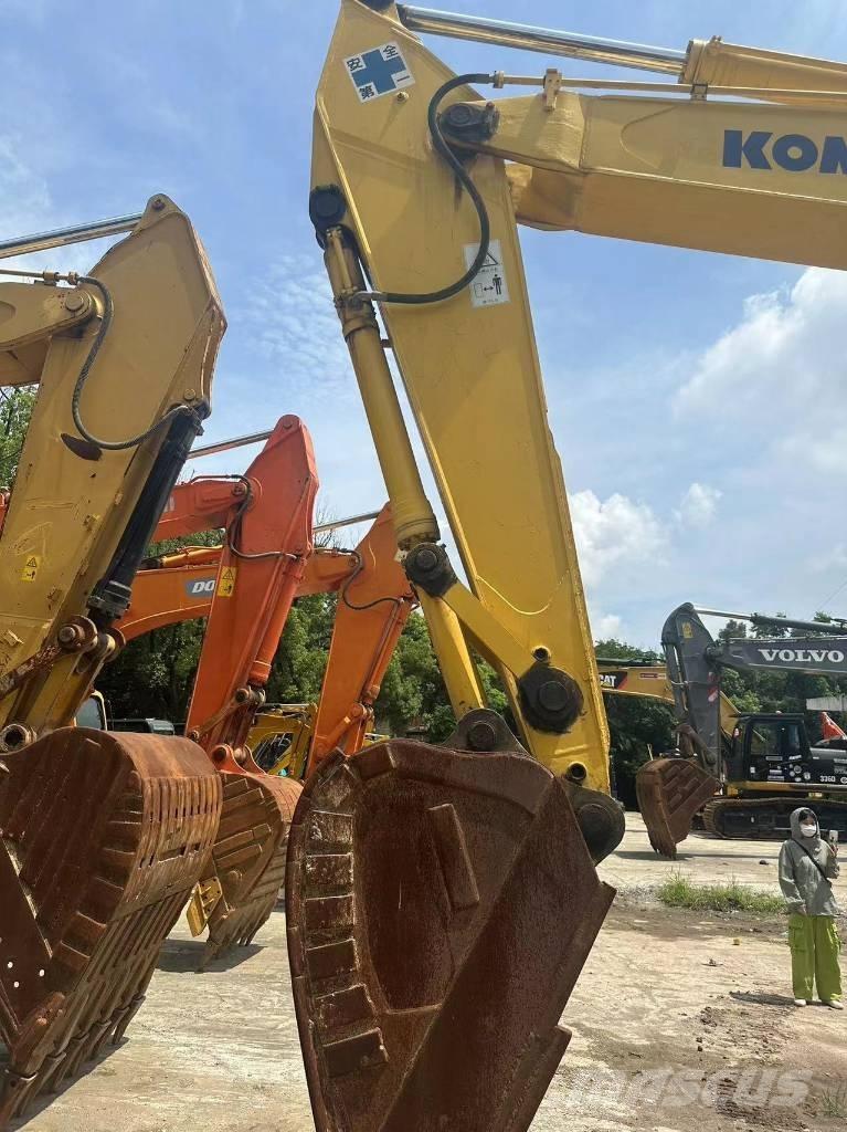 Komatsu PC 350-7 Roomikekskavaatorid