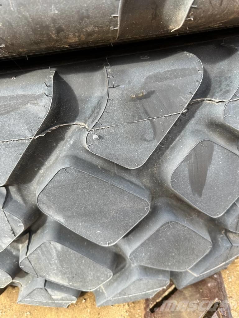 Goodyear 20.5R25 Rehvid, rattad ja veljed