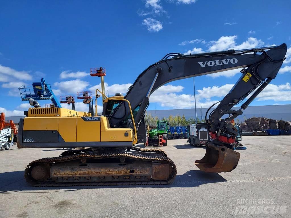 Volvo EC 250 D L Roomikekskavaatorid