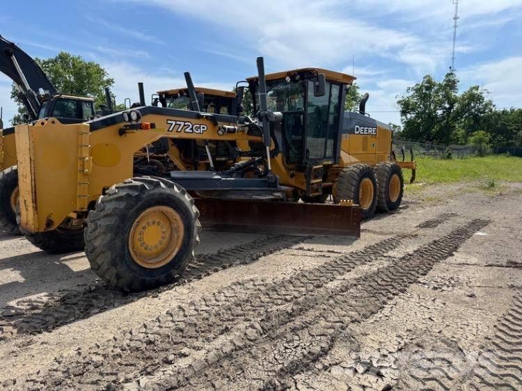 DEERE 772GP Greiderid