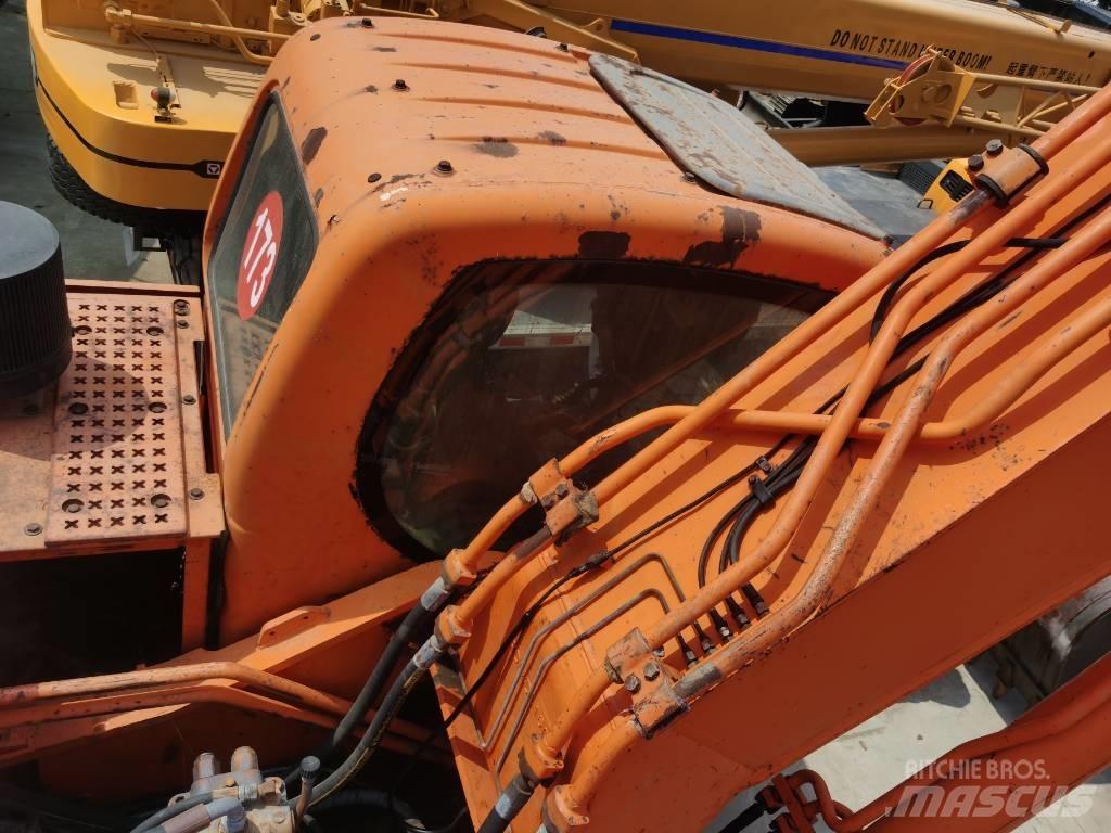 Doosan DX300LC-9C Roomikekskavaatorid