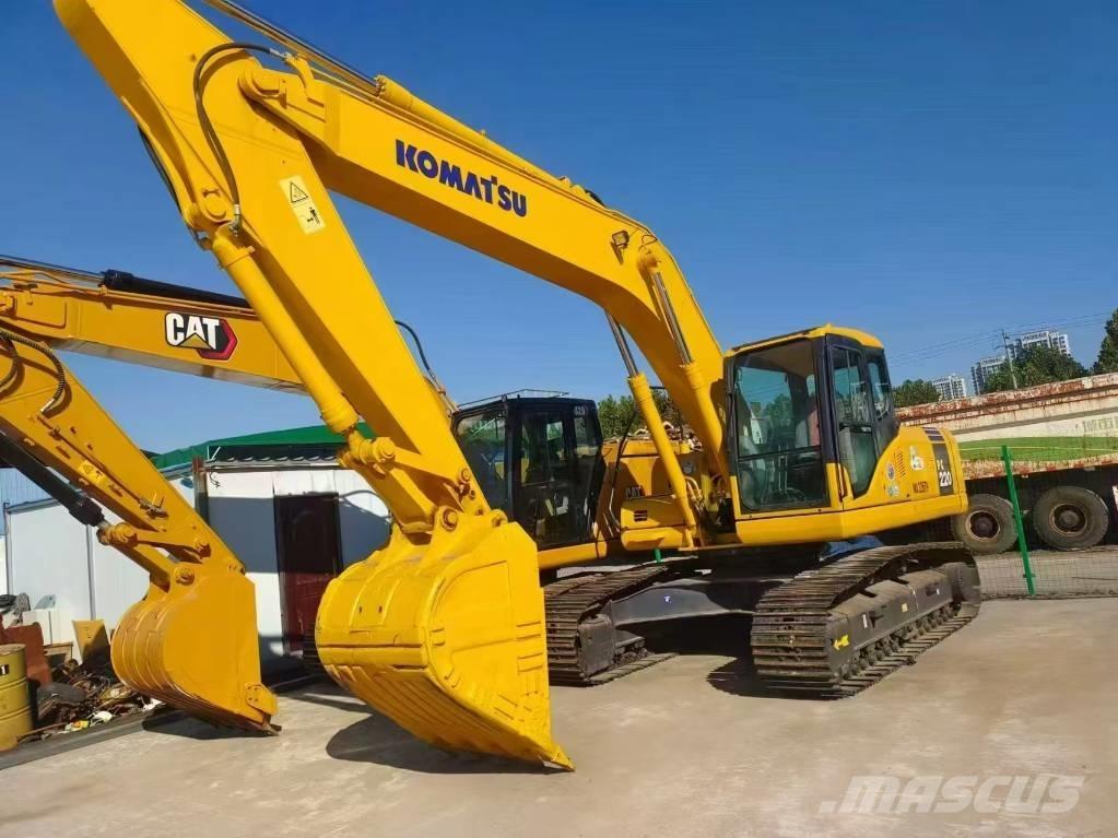 Komatsu PC 220 Roomikekskavaatorid