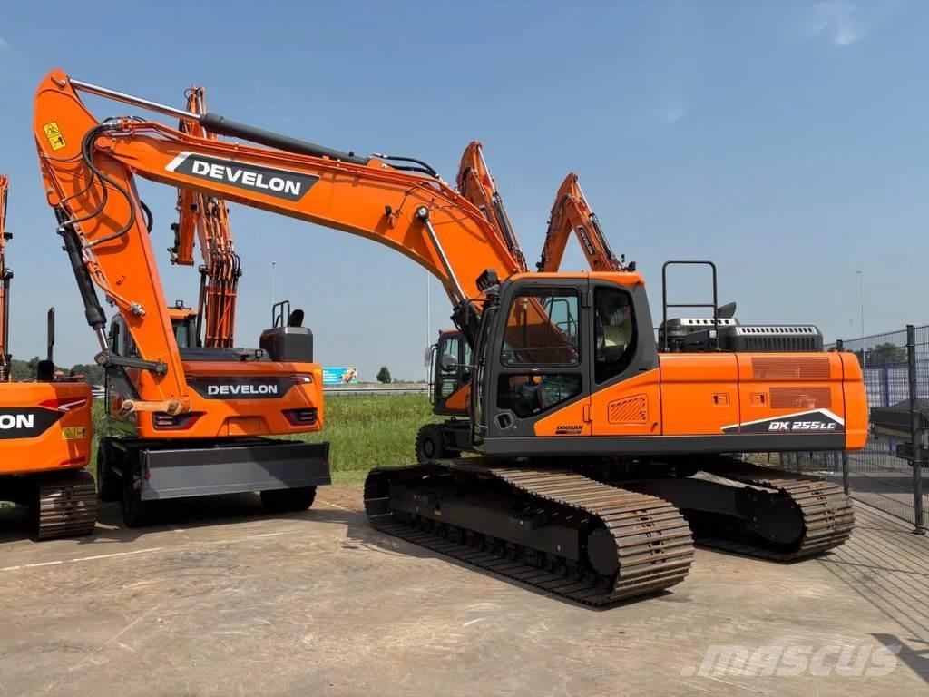 Develon DX255LC-7 Roomikekskavaatorid