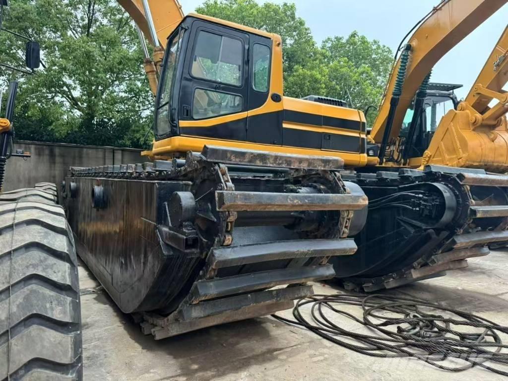CAT 320 B Amfiib ekskavaatorid
