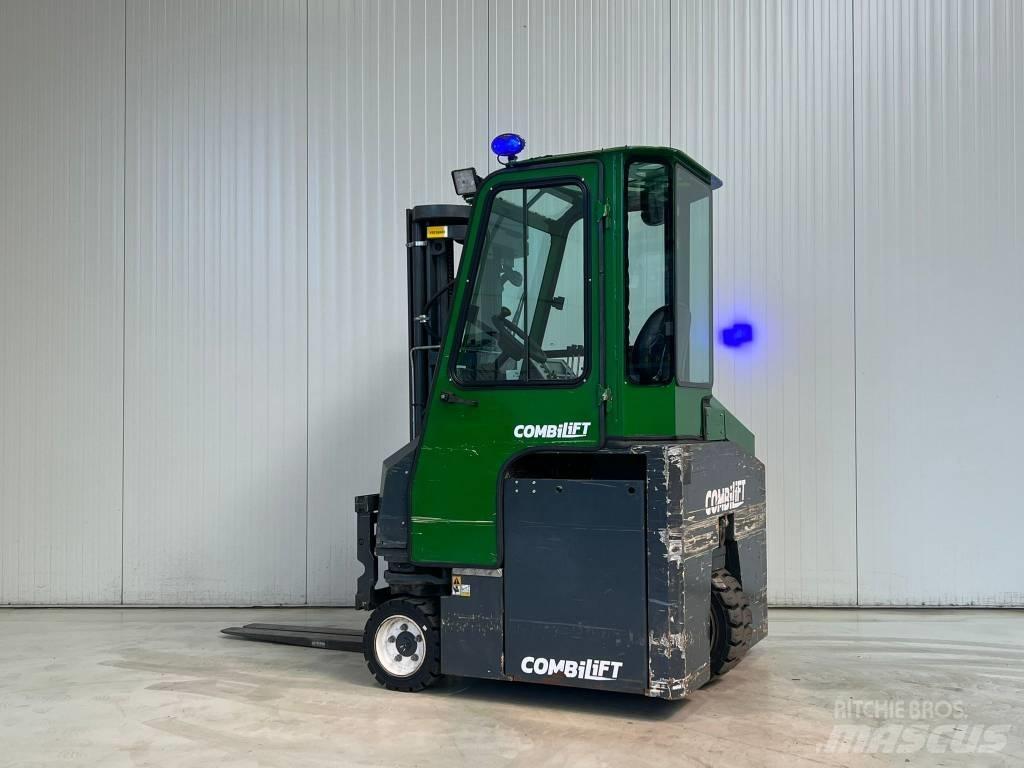 Combilift CBE2500 Neljasuuna lükandmastiga tõstukid