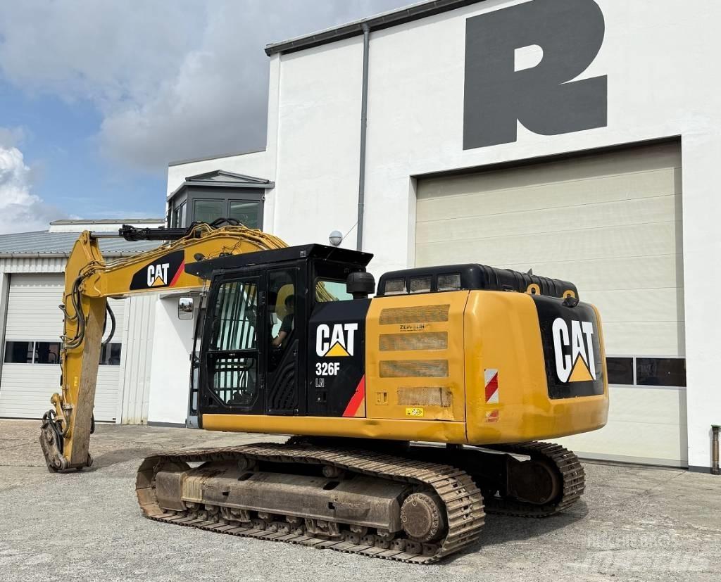 CAT 326F LN Roomikekskavaatorid